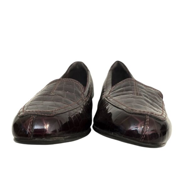 Clarks Brown Timeless Leather Croc Embossed Slip On Loafer Sz 8.5XW - Picture 4 of 9